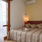 Pigalle Hotel 3*