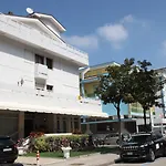 Pigalle 3* Lido di Jesolo