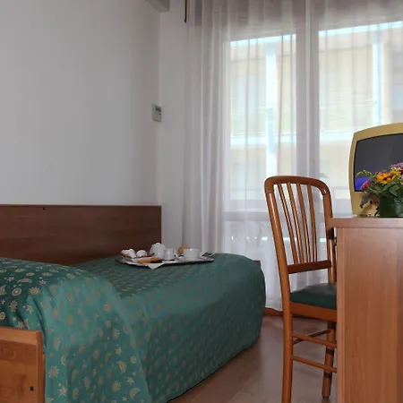 Pigalle 3* Lido di Jesolo