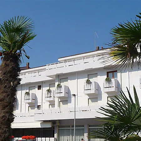 Pigalle Hotel Lido di Jesolo
