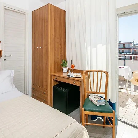 Pigalle Hotel