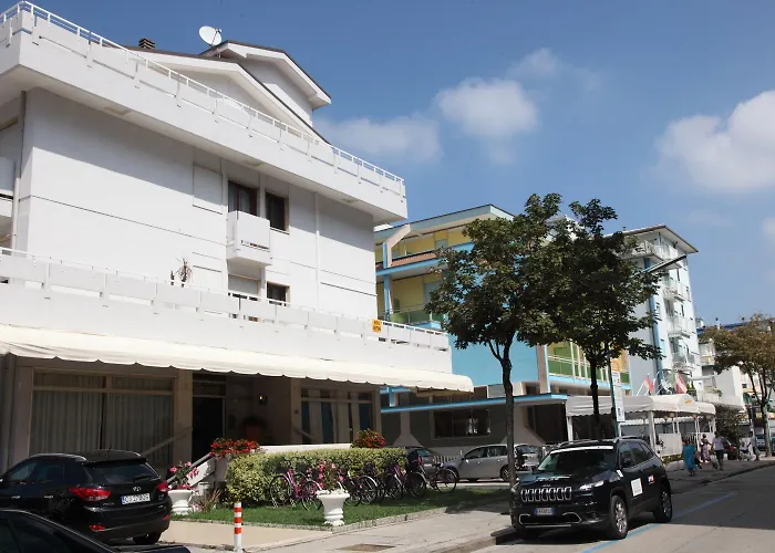 Pigalle 3* Lido di Jesolo