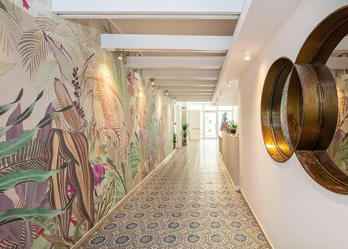 Pigalle Hotel